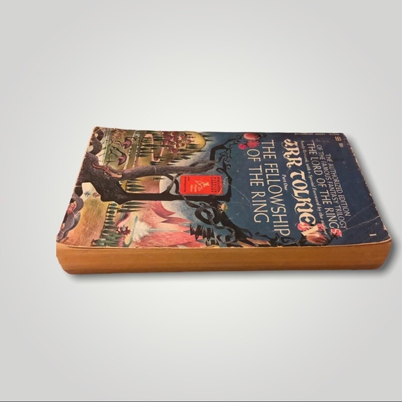 𝅺The Fellowship of the Ring by J.R.R. Tolkien - Picture 2 of 5
